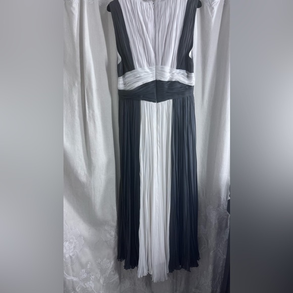 J. MENDEL Cocktail dress in anthracite/ivory silk. - Picture 12 of 16